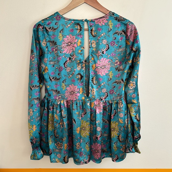 ASOS ruffled floral blouse . - Picture 6 of 6